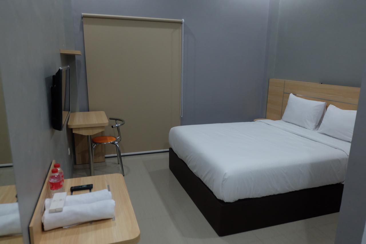 O.R 44 Hotel Bengkulu Exterior photo